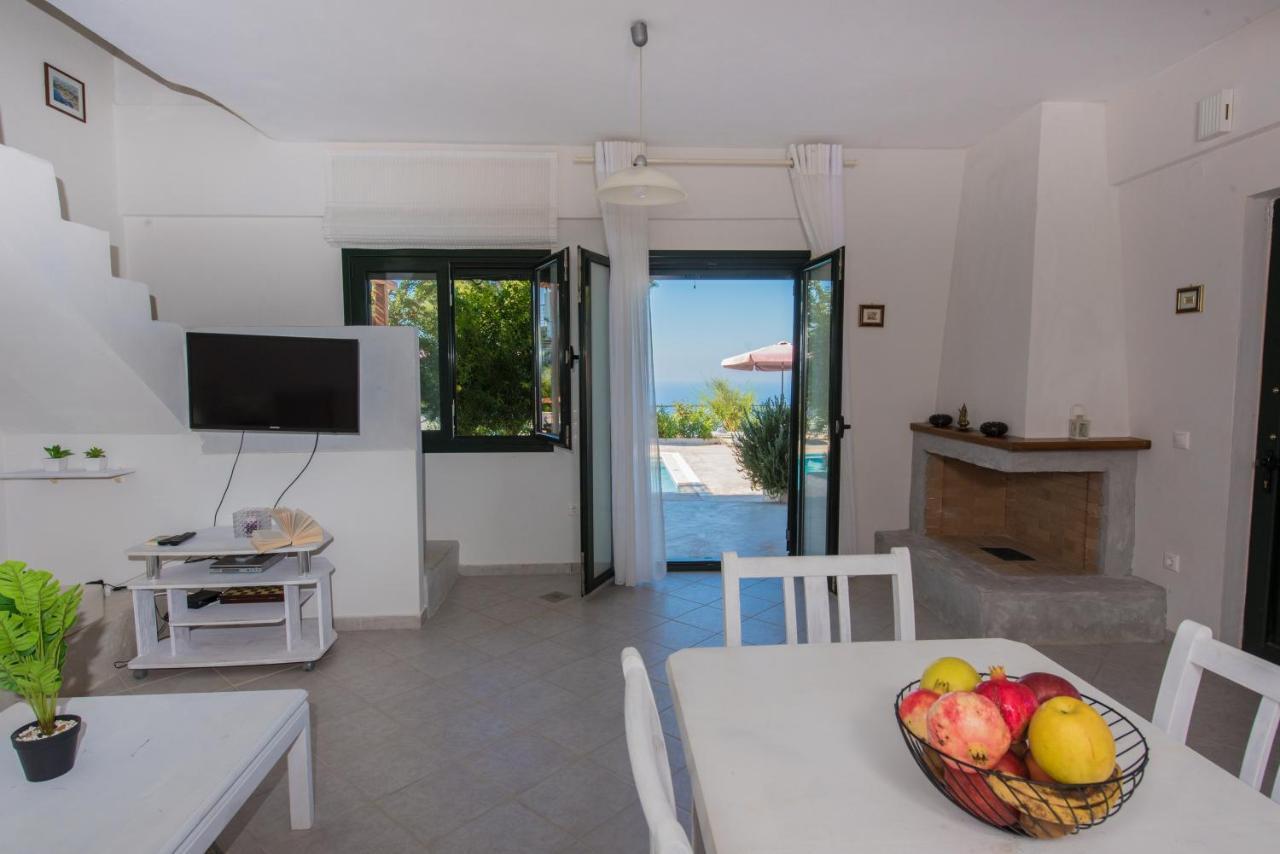 Villa Endless Blue Kalamítsi Exterior photo